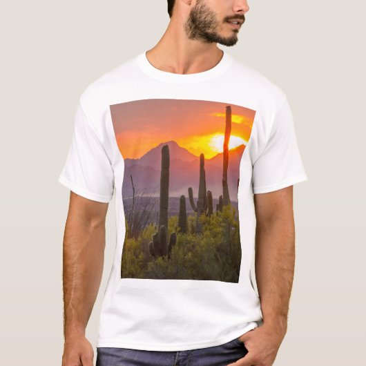 Sonnenuntergang der Wüste, Arizona T-Shirt (Vorderseite)