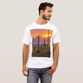 Sonnenuntergang der Wüste, Arizona T-Shirt (Vorne ganz)