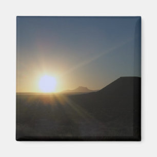 Sonnenuntergang der Wüste. Magnet