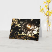 Sonnenuntergang durch Bäume I Tropische Fotografie Karte (Gelbe Blume)
