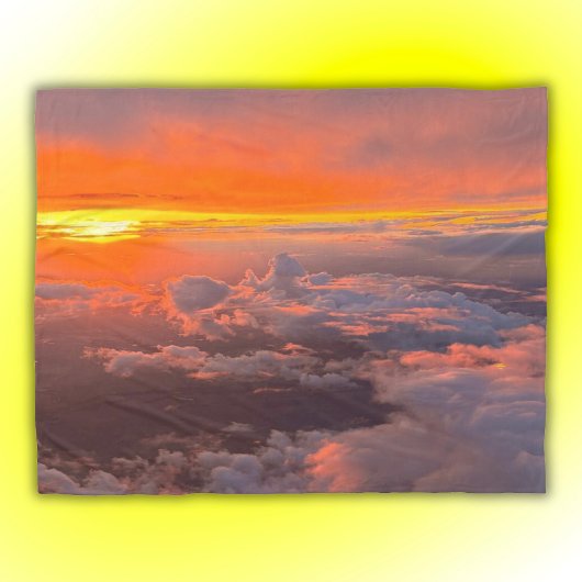 Sonnenuntergang durch die Wolkendecke Orange & Gel Fleecedecke