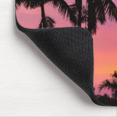 Sonnenuntergang durch Palmen Mousepad (Ecke)