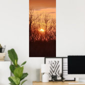 Sonnenuntergang hinter den Bäumen Poster (Heimbüro)