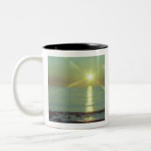 Sonnenuntergang-Ozean-Kaffee-Tasse Zweifarbige Tasse (Links)