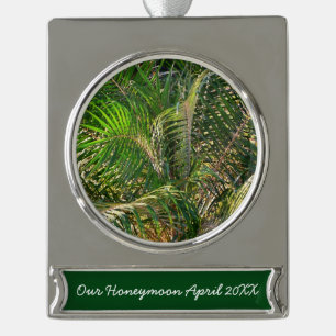 Sonnenuntergang Palm Fronds Tropical Banner-Ornament Silber