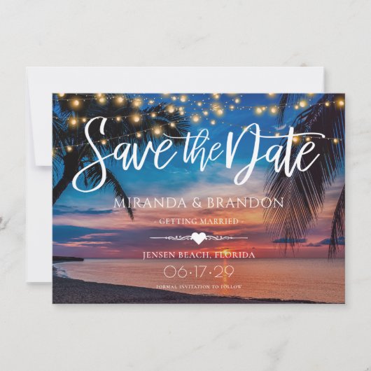 Sonnenuntergang Palm String Lights Tropical Beach  Save The Date (Vorderseite)