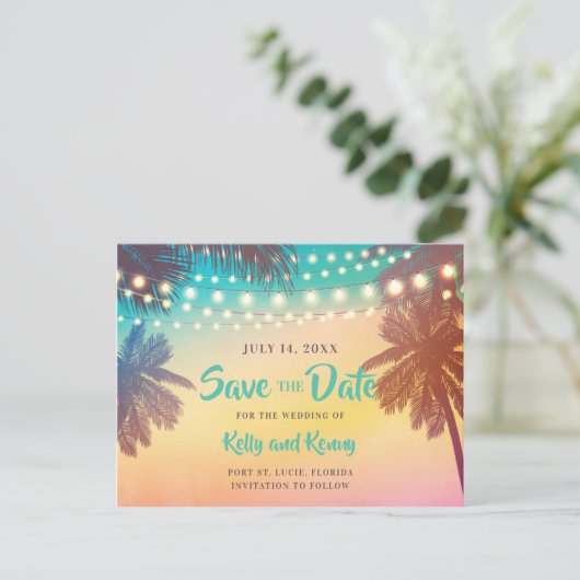 Sonnenuntergang Palmen und Lichter Save the Date Postkarte (Stehend Vorderseite)
