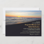 Sonnenuntergang Strand Meer Hochzeitseinladungen Einladung (Vorderseite)
