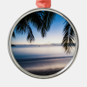 Sonnenuntergang Tropische Meereslandschaft, Fidsch Ornament Aus Metall