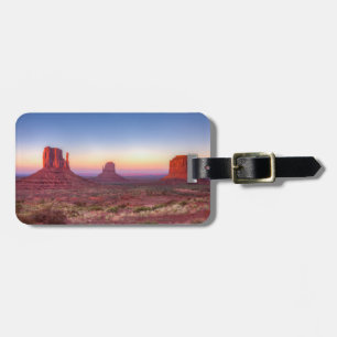 Sonnenuntergang über dem Monumental Arizona Gepäckanhänger