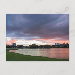 Sonnenuntergang über dem Park Postkarte