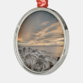 Sonnenuntergang über dem See Myvatn, Island Silbernes Ornament (Links)
