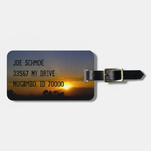 Sonnenuntergang über dem Tal Gepäckanhänger (Vorderseite horizontal)