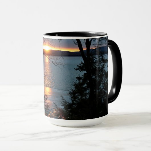 Sonnenuntergang über dem Wald Lake Kaffee Umarmung Tasse (VorderseiteRechts)