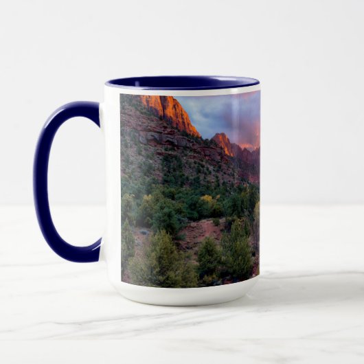 Sonnenuntergang über dem Watchman Tasse (Links)