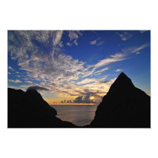 Sonnenuntergang über den Pitons Fotodruck