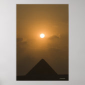 Sonnenuntergang über der Großen Pyramide Poster (Vorne)