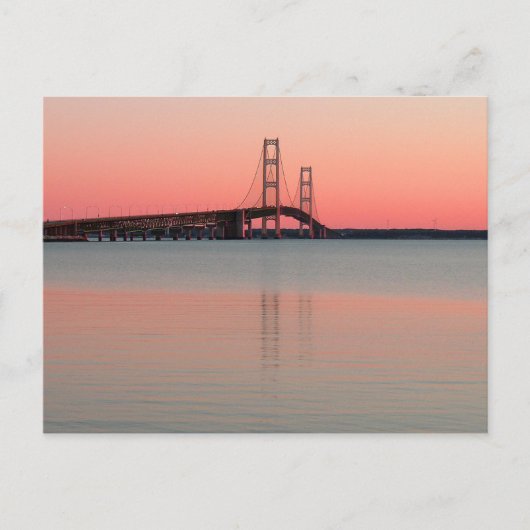 Sonnenuntergang über der Mackinac-Brücke, Michigan Postkarte (Vorderseite)