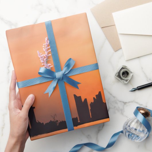 Sonnenuntergang über der Stadt am Meer - Aquarell Geschenkpapier (Schenken)