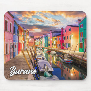 Sonnenuntergang über der Stadt Burano, Italien Mousepad