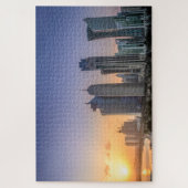 Sonnenuntergang über der Stadt von Doha, Qatar Puzzle (Vertikal)