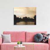Sonnenuntergang über einem Teich Leinwanddruck (Insitu (Wohnzimmer))