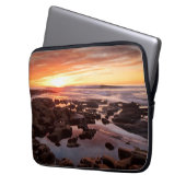 Sonnenuntergang über Gezeiten Laptopschutzhülle (Vorderseite Links)