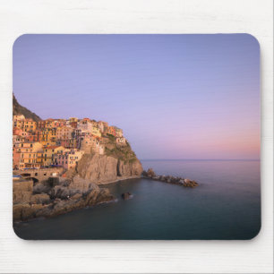 Sonnenuntergang über Manarola Dorf in Cinque Terr Mousepad