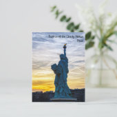 Sonnenuntergang über Replik der Freiheitsstatue in Postkarte (Stehend Vorderseite)