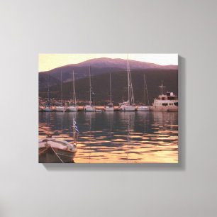 Sonnenuntergang über Sami Booten (Kefalonia) Leinwanddruck