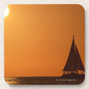 Sonnenuntergang und Yacht Untersetzer