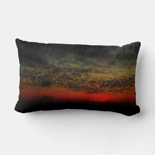 Sonnenuntergang vor dem Sturm Lendenkissen (Rückseite)