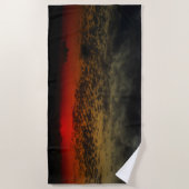 Sonnenuntergang vor dem Sturm Strandtuch (Vorderseite)