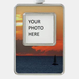 Sonnenuntergang Wolken und Segelboot Seascape Rahmen-Ornament Silber