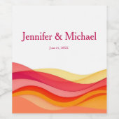 Sonnenuntergangs-Farben-Wellen Moderne Hochzeit Weinetikett (Einzelnes Label)