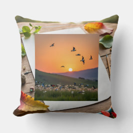 Sonnenuntergangs-Vogeldarstellung auf Zeichenblatt Kissen
