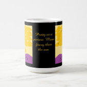 Sonnenuntergangs-Wolken über lila Hügeln: Kaffeetasse (Mittel)