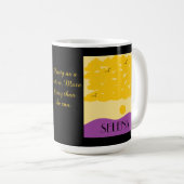 Sonnenuntergangs-Wolken über lila Hügeln: Kaffeetasse (VorderseiteRechts)
