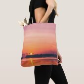 SONNENVERKEHR ÜBER HORIZON TASCHE (Von Nahem)