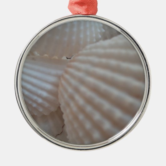 Sonnenweiße Muscheln, Sea Muschel Beach Sommer Lie Ornament Aus Metall (Vorne)