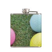 Sonnig mit farbigen Golfbälle Flachmann (Rückseite)