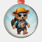 Sonnige Abenteuer mit Strandbär - Für Spaß bereit Ornament Aus Metall (Vorne)