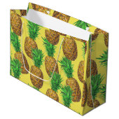 Sonnige Ananas Große Geschenktüte (Vorderseite Schrägansicht)