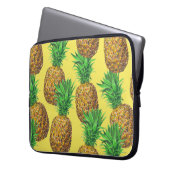 Sonnige Ananas Laptopschutzhülle (Vorderseite Links)