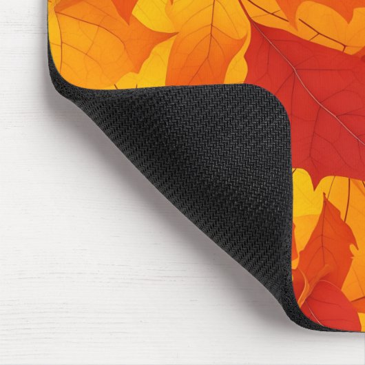 Sonnige Blätter im Herbst Mousepad (Ecke)