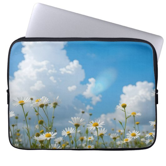Sonnige Blütenblätter Laptopschutzhülle (Vorderseite)