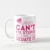 Sonnige Krankenschwestern, die wir nicht repariere Kaffeetasse (Links)