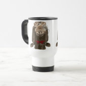 Sonnige nubische Ziege mit Monocle Reisebecher (Vorderseite Links)