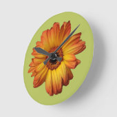 Sonnige Orange gerbera Blume Blüte Runde Wanduhr (Winkel)