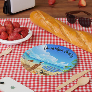 Sonnige Sommerstrandszene mit Monogramm Pappteller